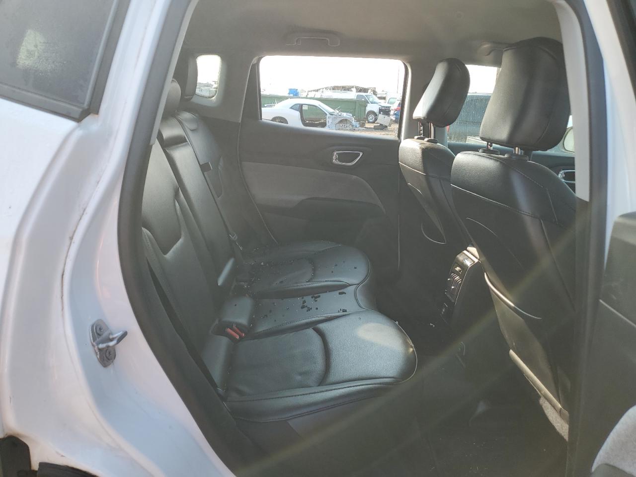 2022 JEEP COMPASS LATITUDE LUX VIN:3C4NJDFB8NT125695