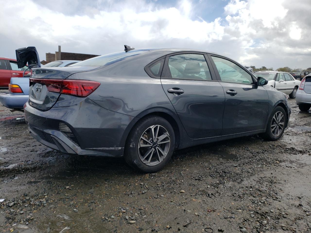 2022 KIA FORTE FE VIN:3KPF24AD5NE478099