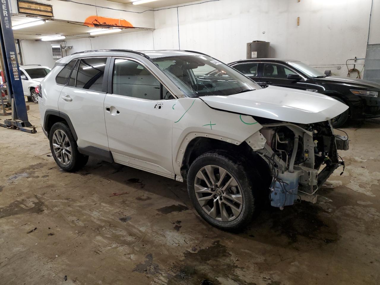 2023 TOYOTA RAV4 XLE PREMIUM VIN:2T3A1RFV6PW347203