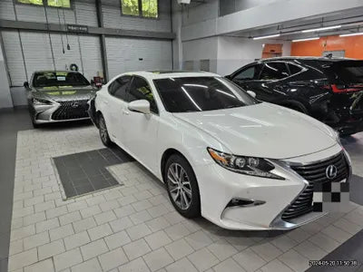 2017 Lexus ES 300 VIN: