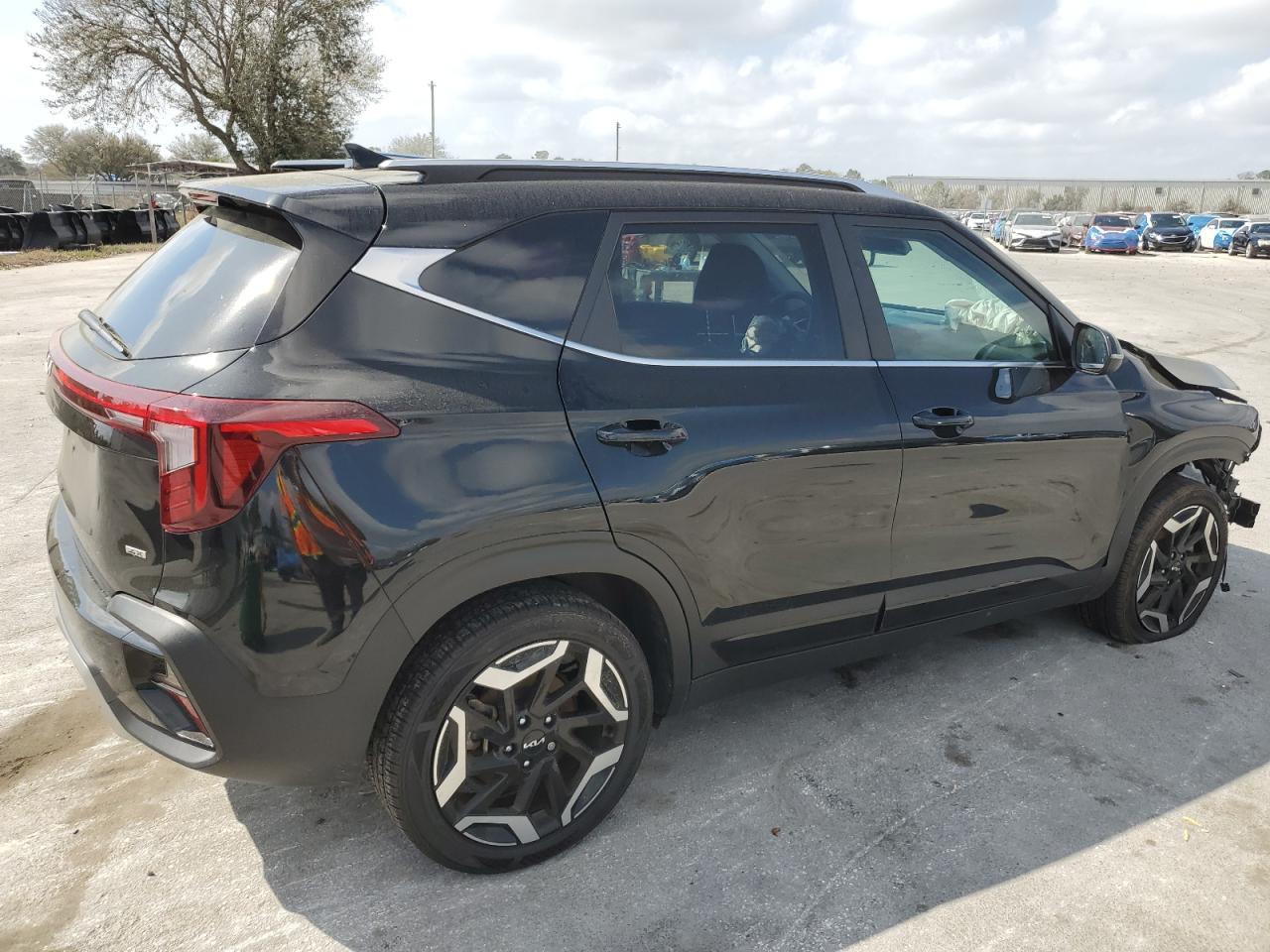 2024 KIA SELTOS SX VIN:KNDETCA79R7495300