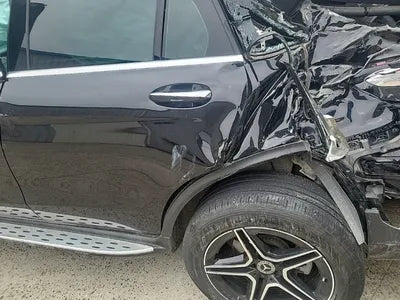 2021 Mercedes-Benz GLC 300 VIN: