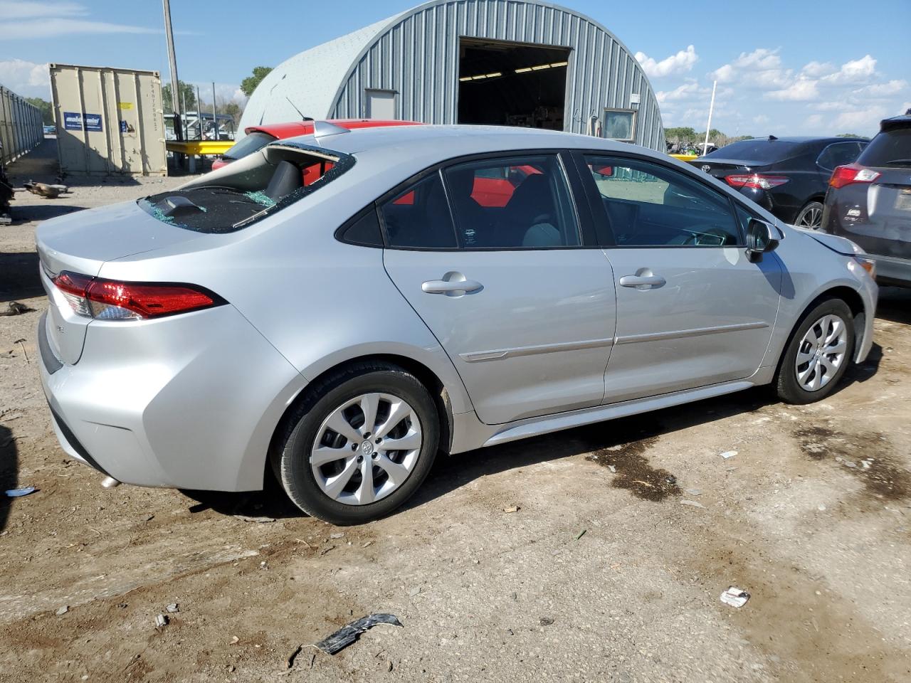 2022 TOYOTA COROLLA LE VIN:5YFEPMAE6NP339068