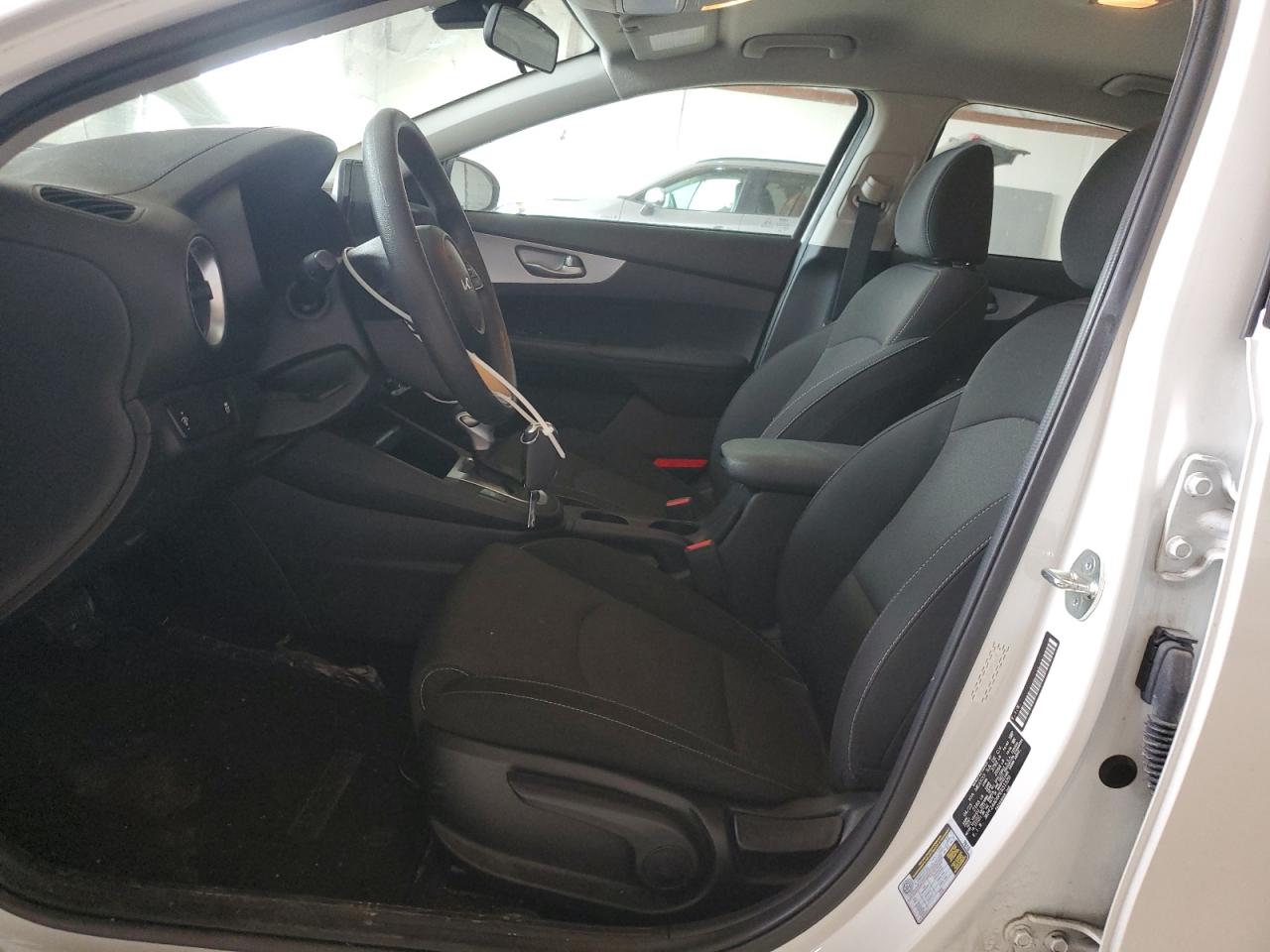 2023 KIA FORTE LX VIN:3KPF24AD6PE631320