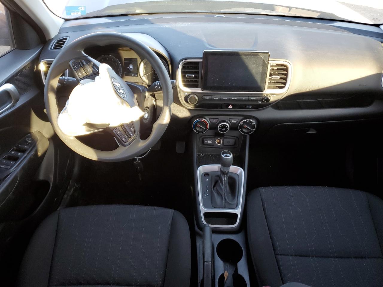 2022 HYUNDAI VENUE SE VIN:KMHRB8A35NU160119