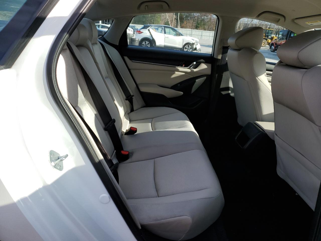 2022 HONDA ACCORD LX VIN:1HGCV1F11NA031717