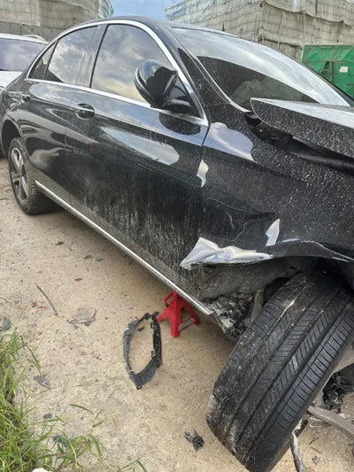 2019 Mercedes-Benz E 300 VIN: