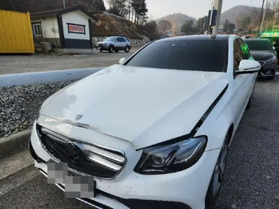 2016 Mercedes-Benz E 300 VIN: