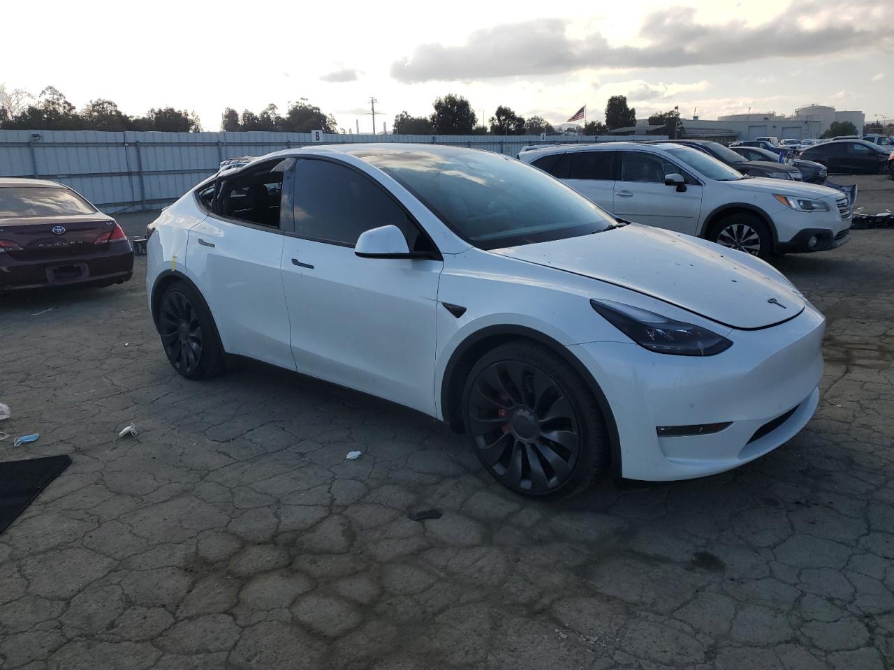 2022 TESLA MODEL Y  VIN:7SAYGDEF1NF342071