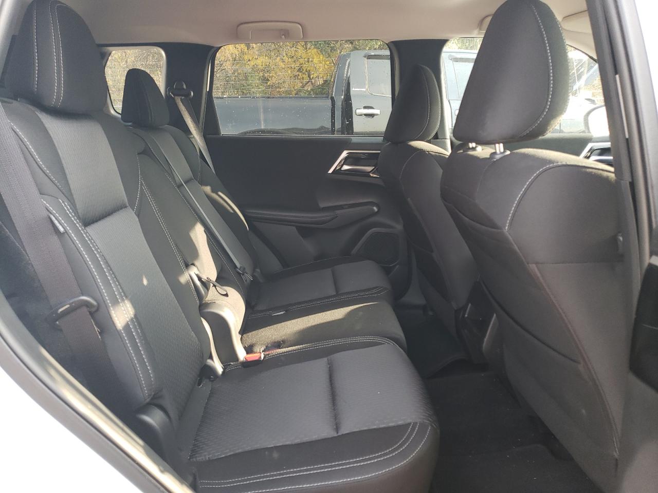 2024 MITSUBISHI OUTLANDER ES VIN:JA4J4UA82RZ063396