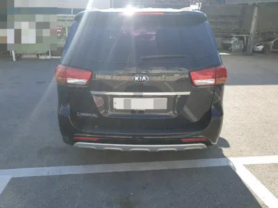 2015 Kia Carnival VIN: