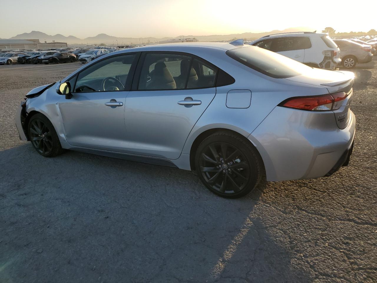 2024 TOYOTA COROLLA LE VIN:JTDBCMFE7R3038587