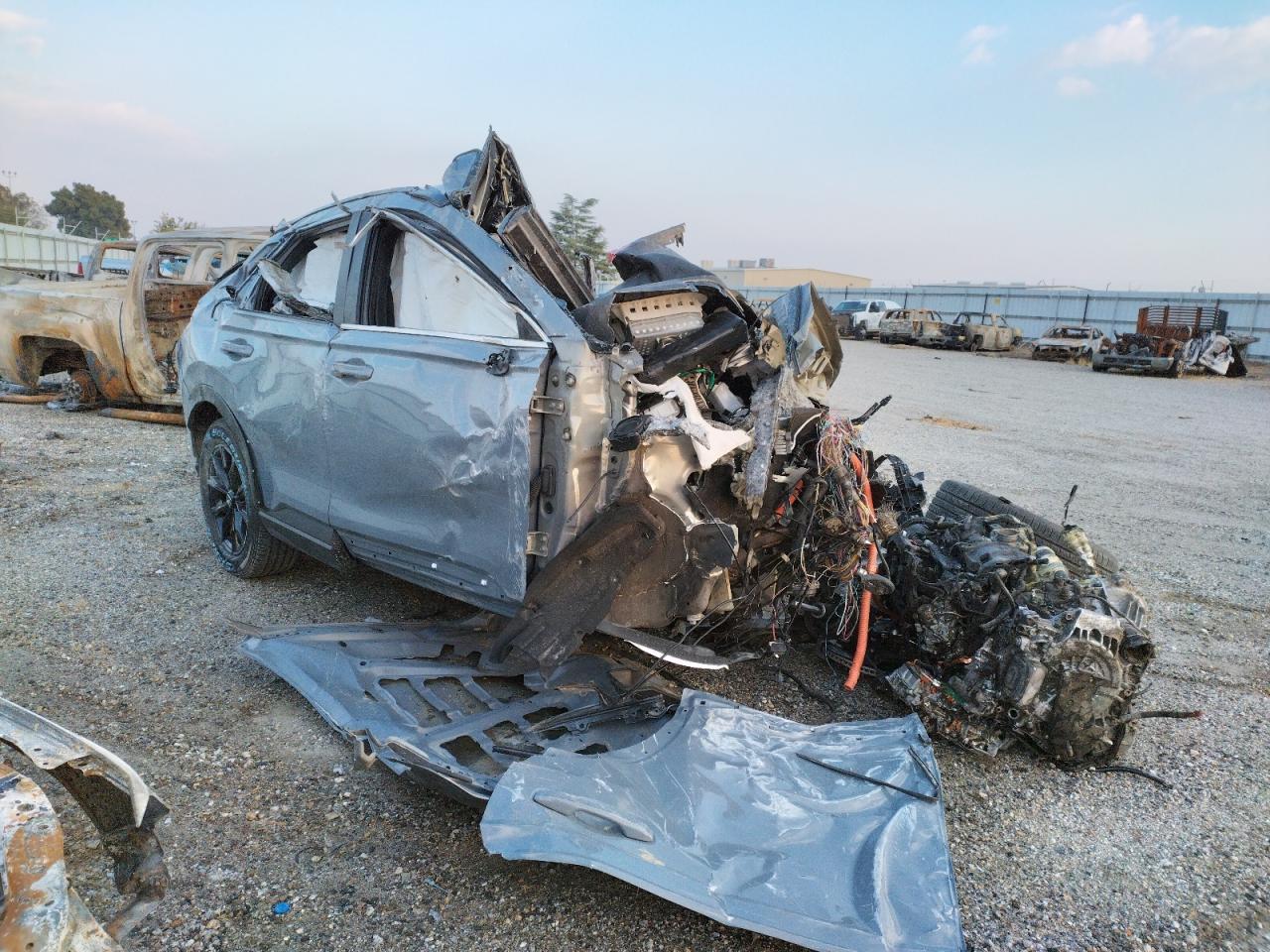 2024 HONDA CR-V SPORT-L VIN:7FARS5H80RE022401