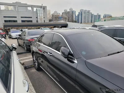 2017 Mercedes-Benz E 300 WDDZF4JB7JA323282 VIN:WDDZF4JB7JA323282