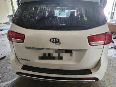 2015 Kia Carnival VIN: