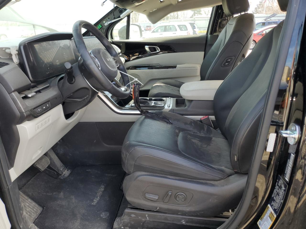 2024 KIA CARNIVAL SX VIN:KNDNE5H37R6302284