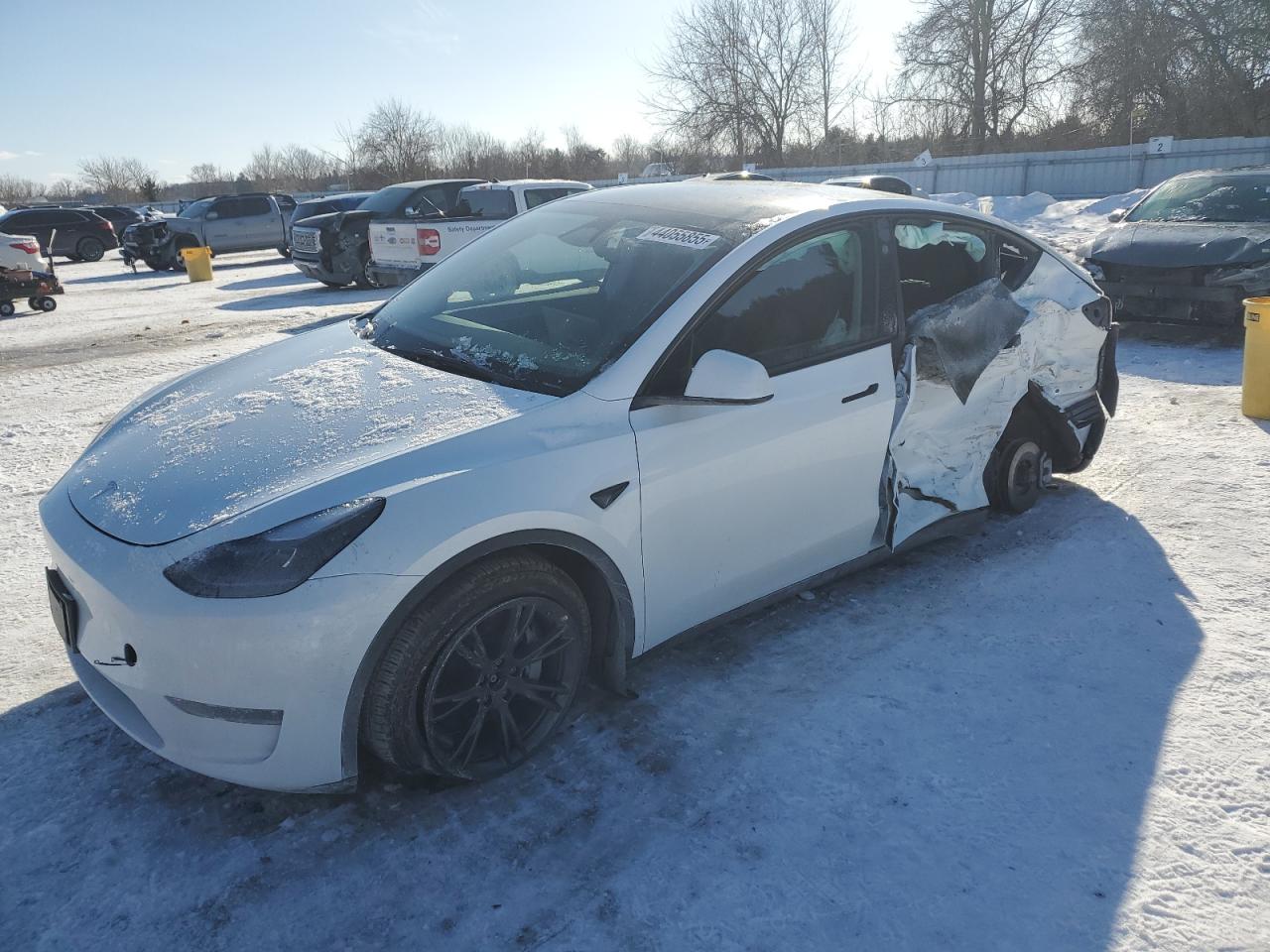 2024 TESLA MODEL Y  VIN:LRWYGDEE2RC661614