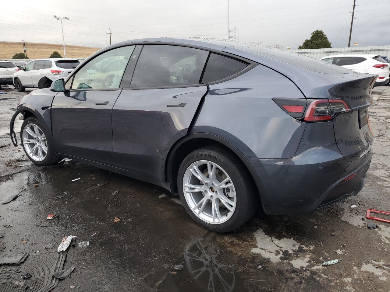 2023 TESLA MODEL Y  VIN:7SAYGDEE7PF879523