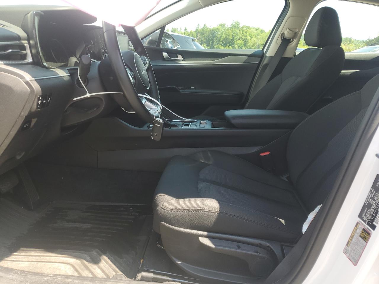 2022 KIA K5 LXS VIN:5XXG14J20NG132636