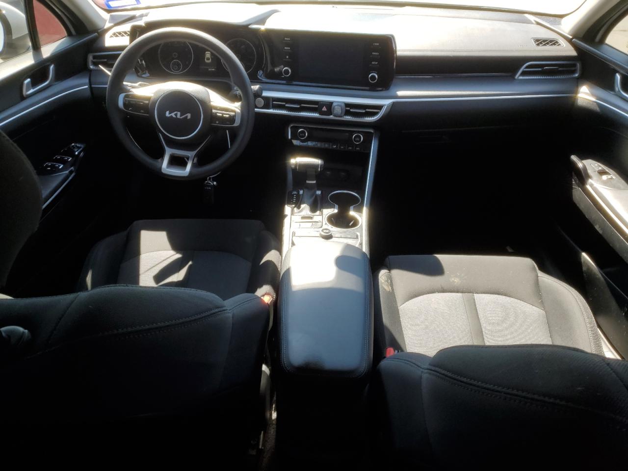 2022 KIA K5 LXS VIN:5XXG14J29NG150682