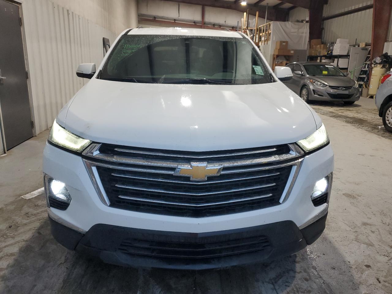 2022 CHEVROLET TRAVERSE LT VIN:1GNEVHKW6NJ105898