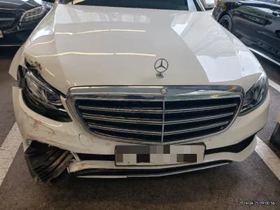 2016 Mercedes-Benz E 220 VIN: