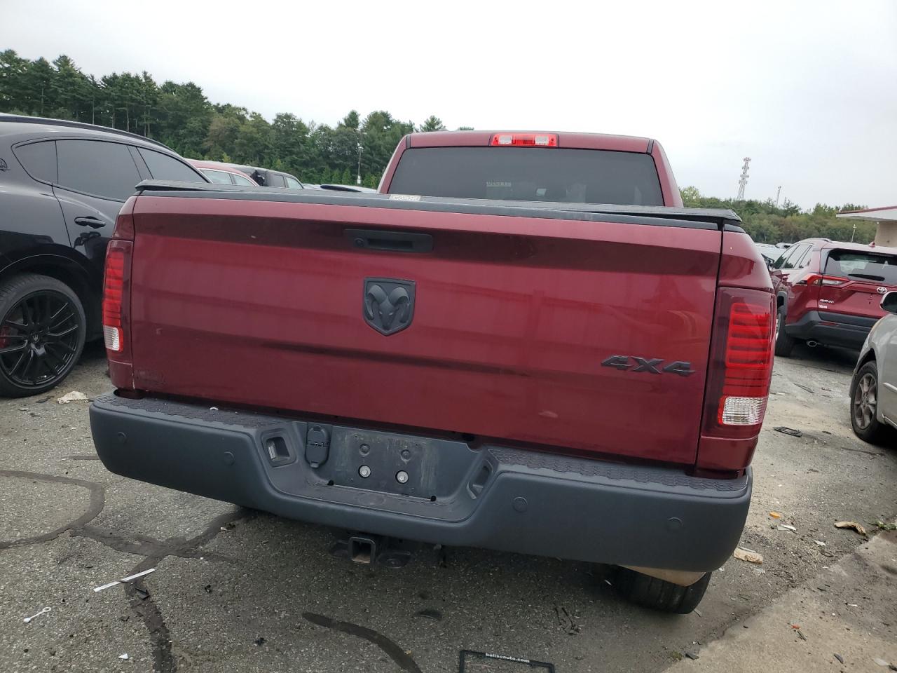 2022 RAM 1500 CLASSIC SLT VIN:1C6RR7GG3NS188251