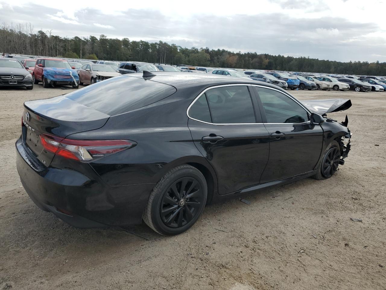2022 TOYOTA CAMRY LE VIN:4T1C11AK8NU707942