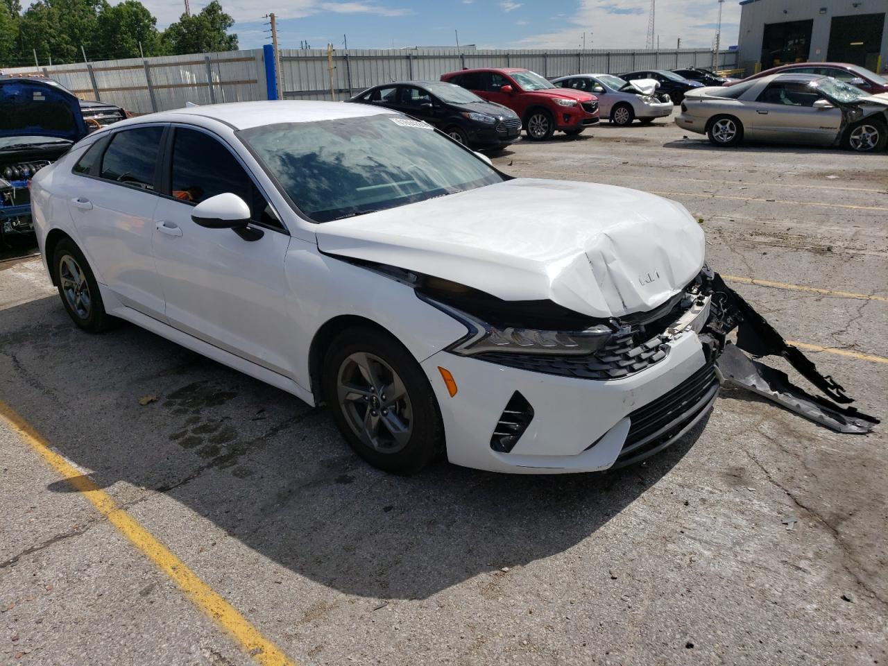 2022 KIA K5 LXS VIN:5XXG14J22NG087182