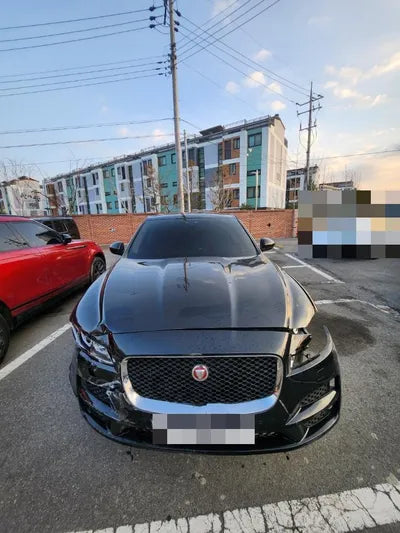 2016 Jaguar F-Pace VIN: