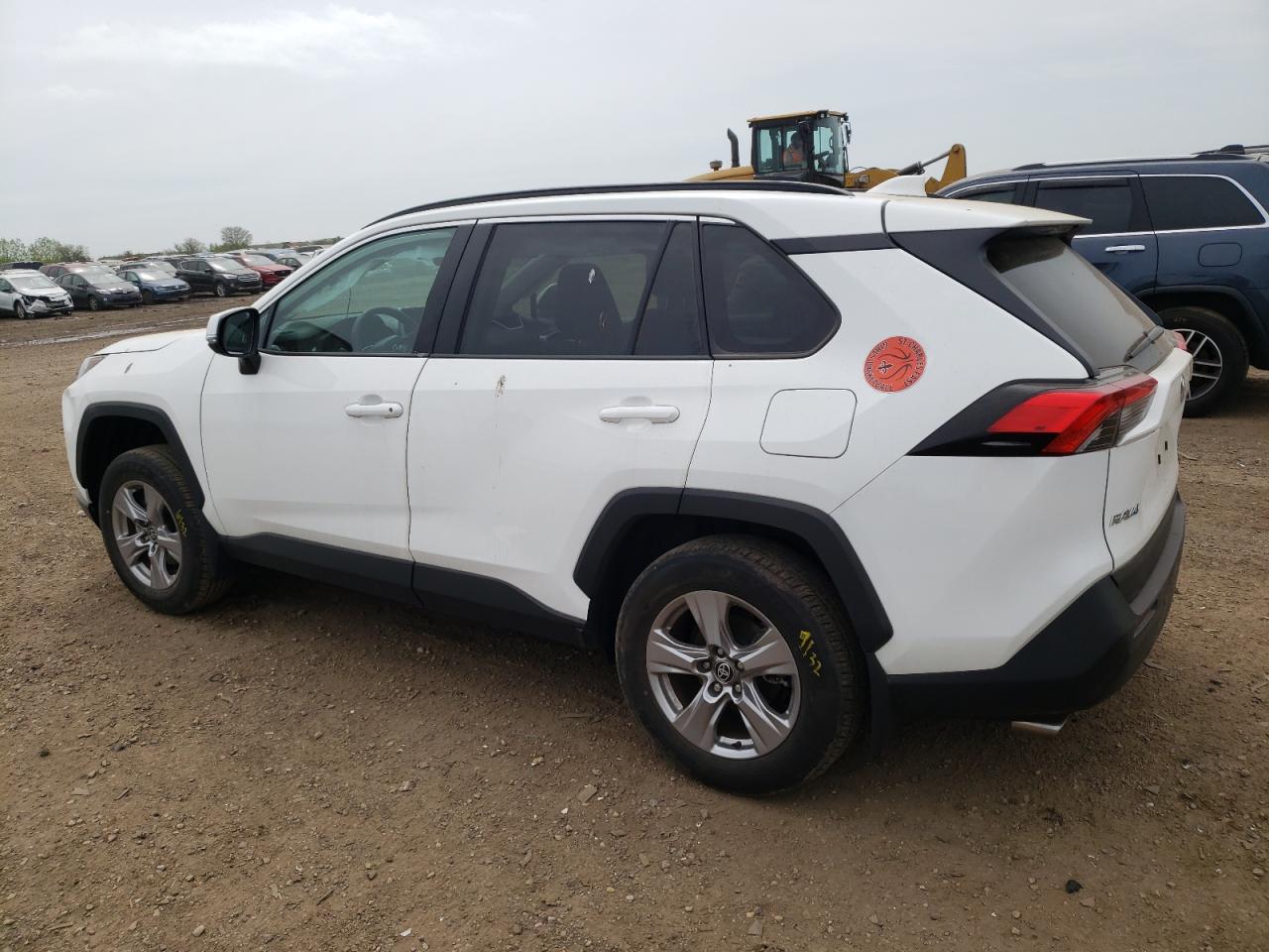 2023 TOYOTA RAV4 XLE VIN:2T3P1RFV2PC329146