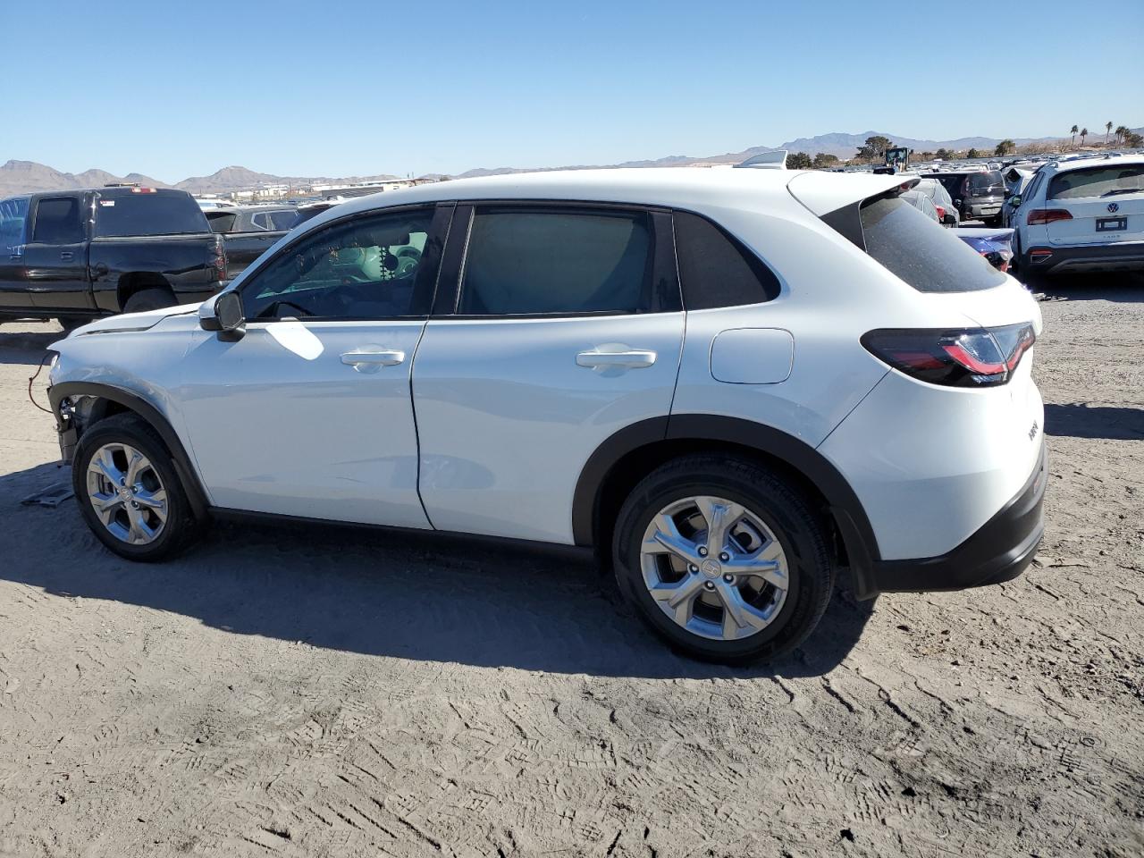 2023 HONDA HR-V LX VIN:3CZRZ1H32PM742029