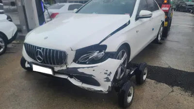 2016 Mercedes-Benz E 200 WDDZF4CB8HA120019 VIN:WDDZF4CB8HA120019