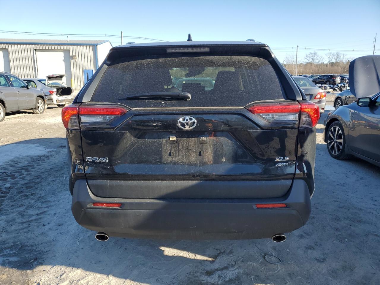 2023 TOYOTA RAV4 XLE PREMIUM VIN:JTMA1RFV4PD102526
