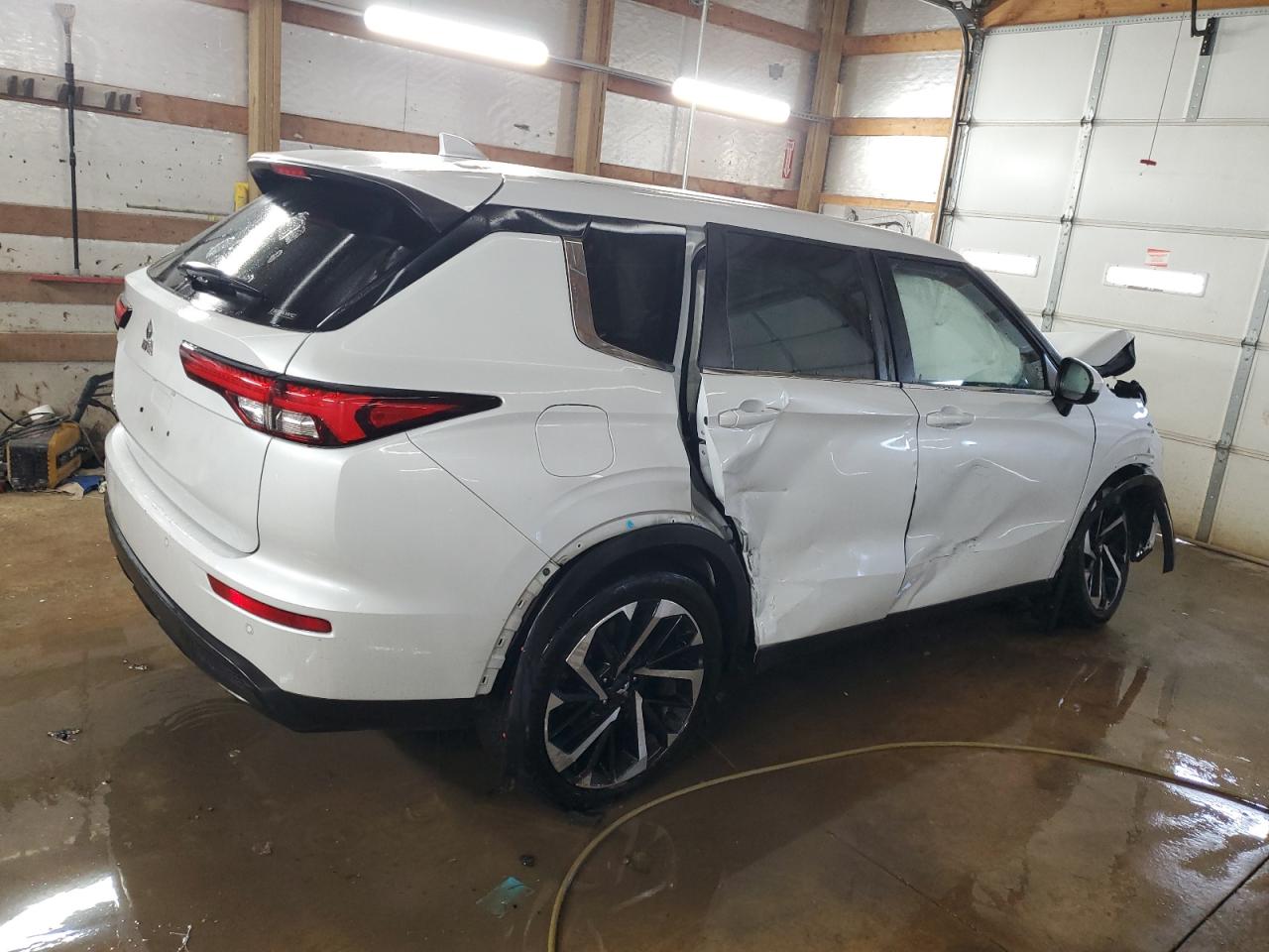 2022 MITSUBISHI OUTLANDER ES VIN:JA4J4TA85NZ026928