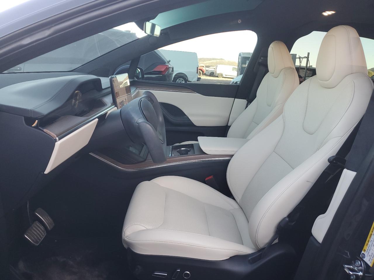 2023 TESLA MODEL X  VIN:7SAXCAE5XPF384061