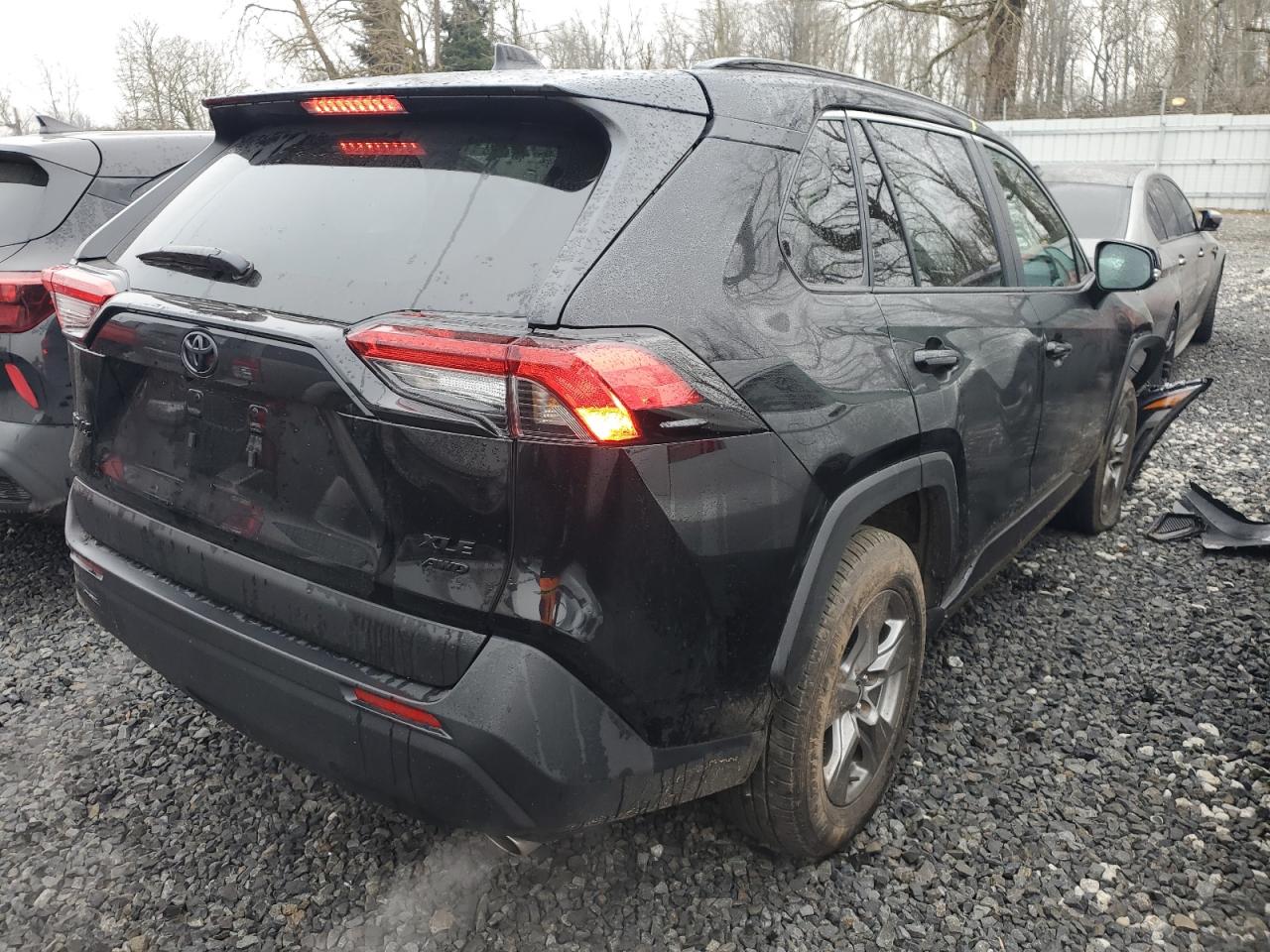 2024 TOYOTA RAV4 XLE VIN:2T3P1RFV5RC459988