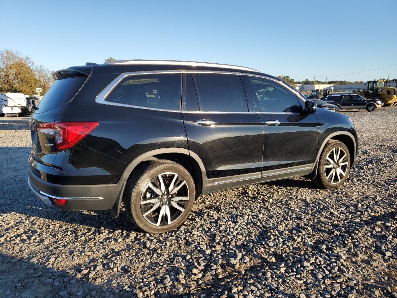 2022 HONDA PILOT TOURING VIN:5FNYF5H61NB029832