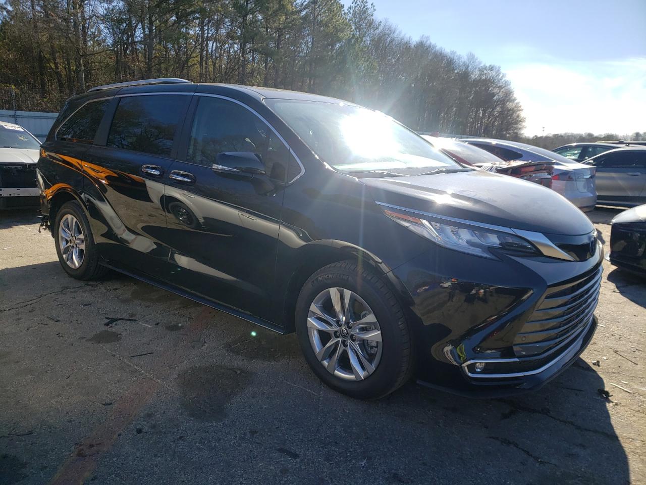 2022 TOYOTA SIENNA LIMITED VIN:5TDZRKEC6NS096037