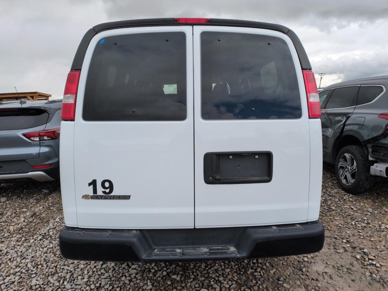 2023 CHEVROLET EXPRESS G2500 LS VIN:1GAWGEFP4P1211318