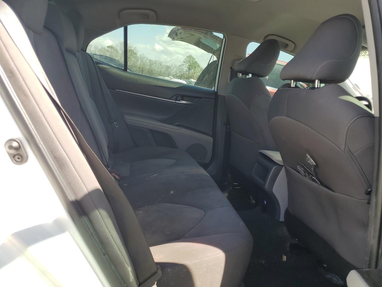 2022 TOYOTA CAMRY LE VIN:4T1C11AK9NU697745
