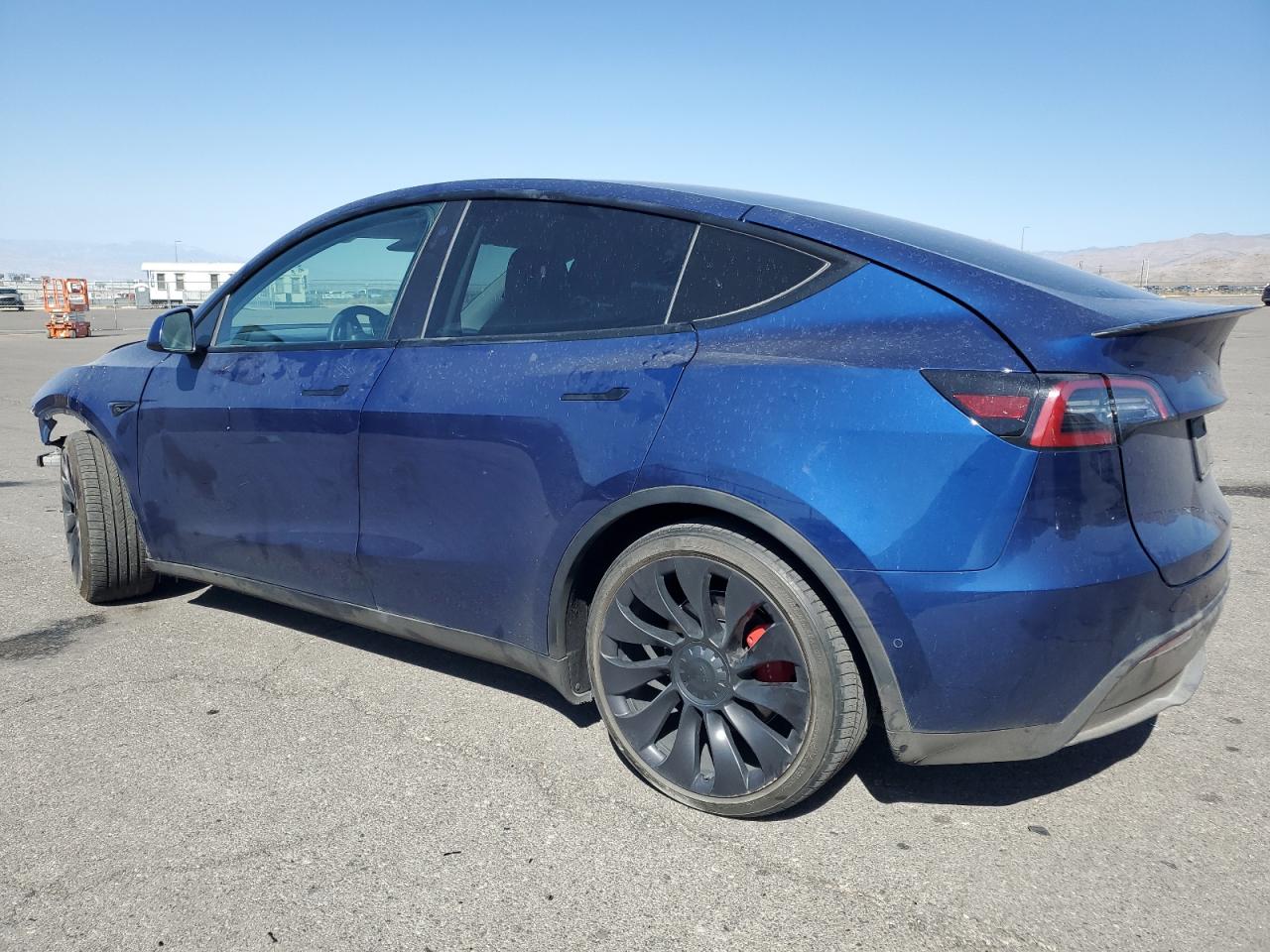 2022 TESLA MODEL Y  VIN:7SAYGDEF8NF328071