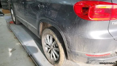 2016 Volkswagen Tiguan WVGZZZ5NZGW550129 VIN:WVGZZZ5NZGW550129