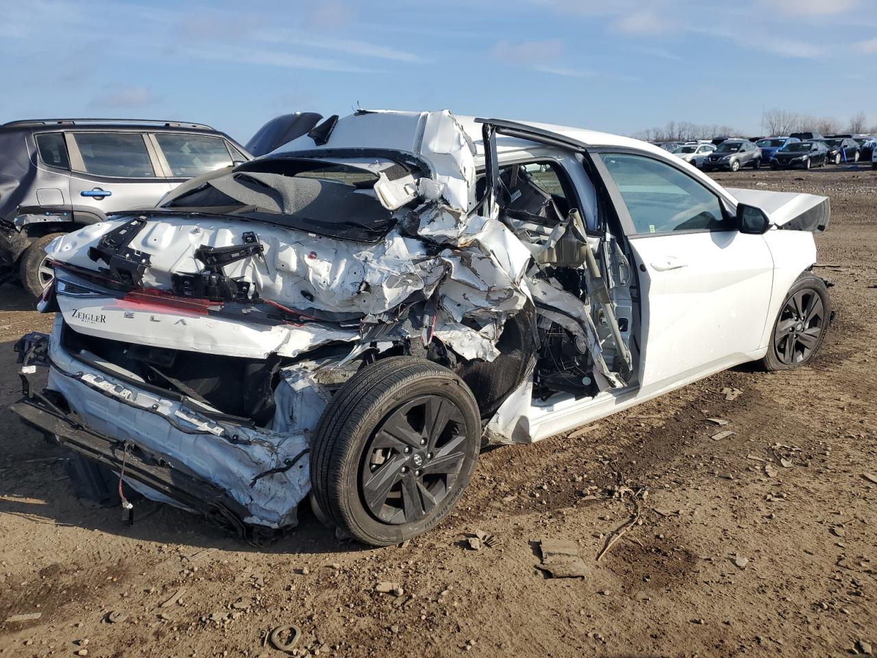 2022 HYUNDAI ELANTRA SEL VIN:5NPLM4AG7NH064325