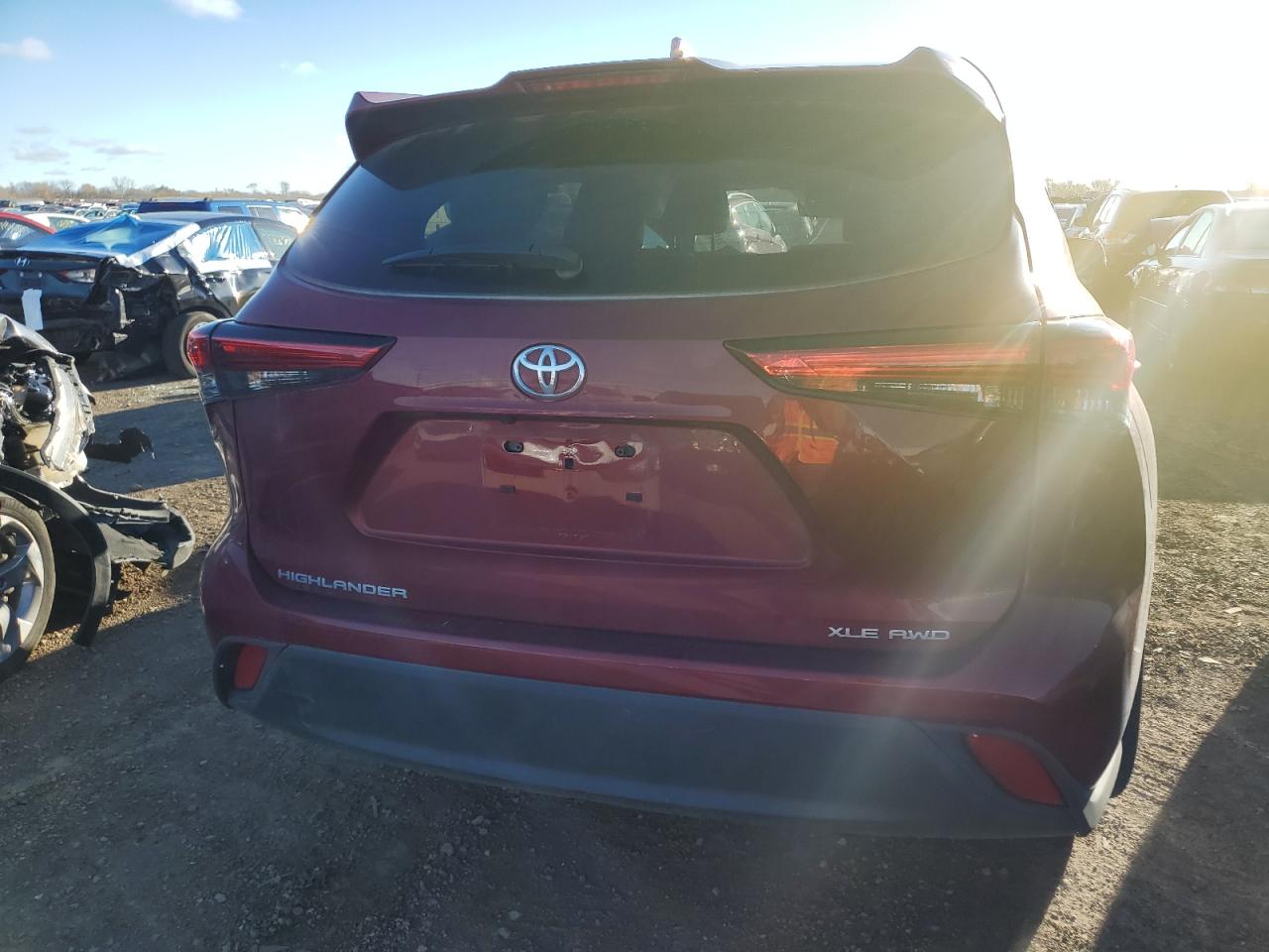 2022 TOYOTA HIGHLANDER XLE VIN:5TDGZRBH9NS193328