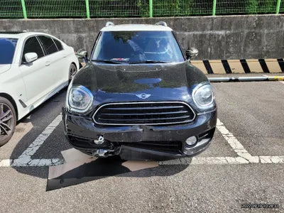 2018 MINI Countryman WMWYT9107J3D76952 VIN:WMWYT9107J3D76952