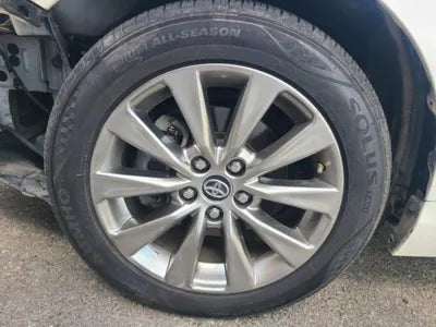 2015 Toyota Camry VIN: