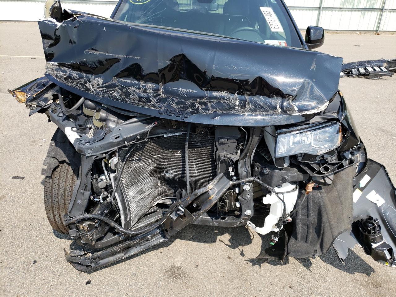 2022 JEEP GRAND CHEROKEE LAREDO E VIN:1C4RJFAG0NC147931
