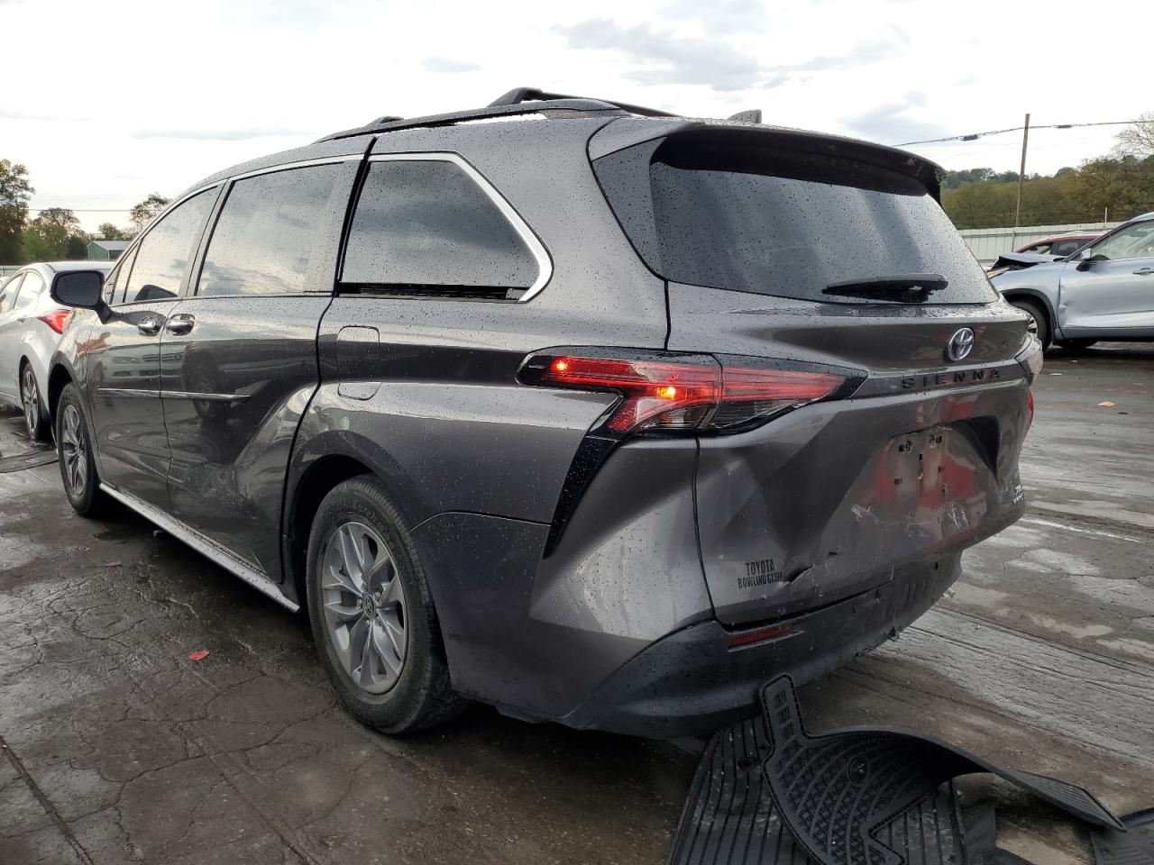 2022 TOYOTA SIENNA XLE VIN:5TDYRKEC0NS134521