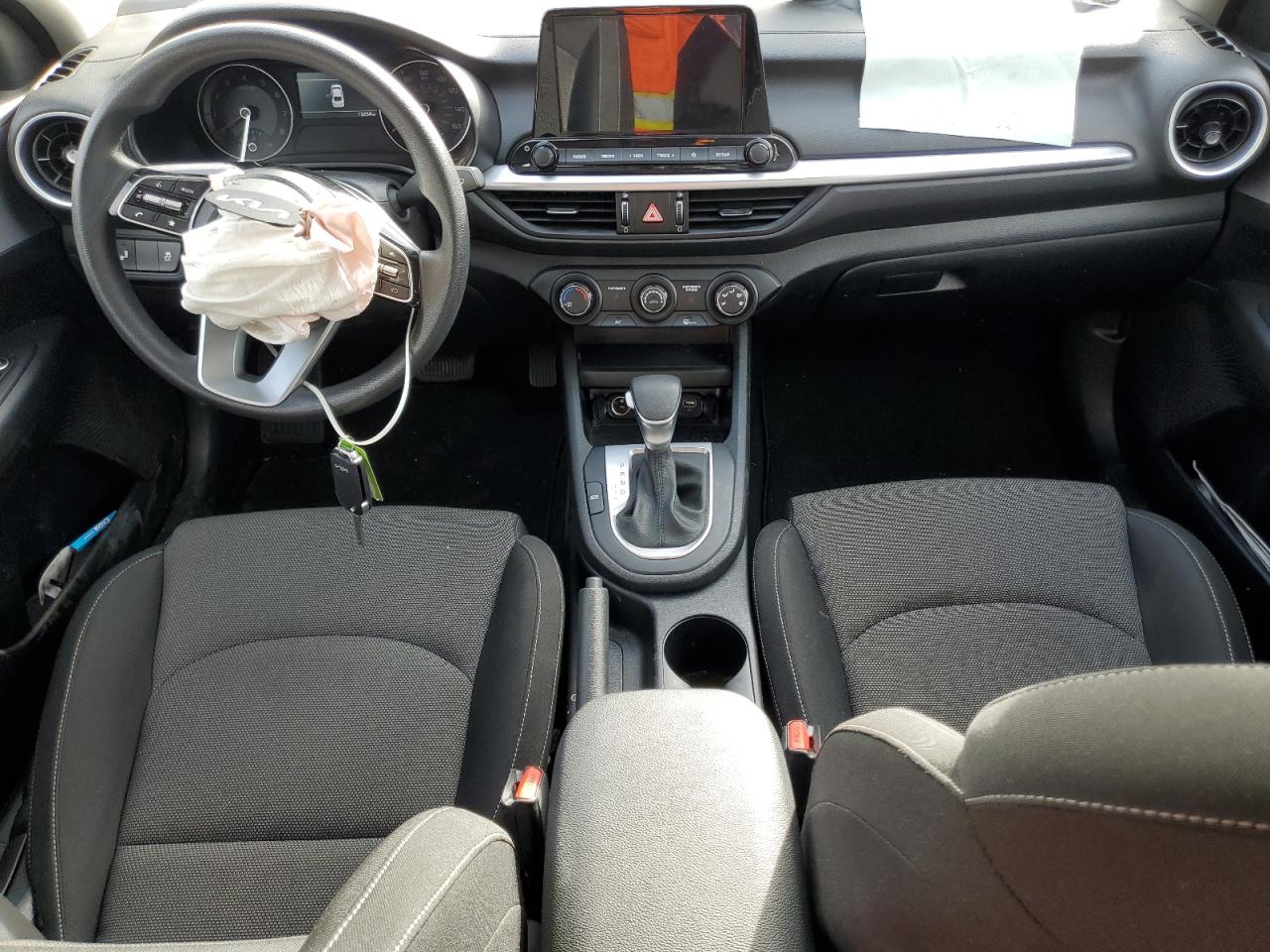 2024 KIA FORTE LX VIN:3KPF24AD3RE796194